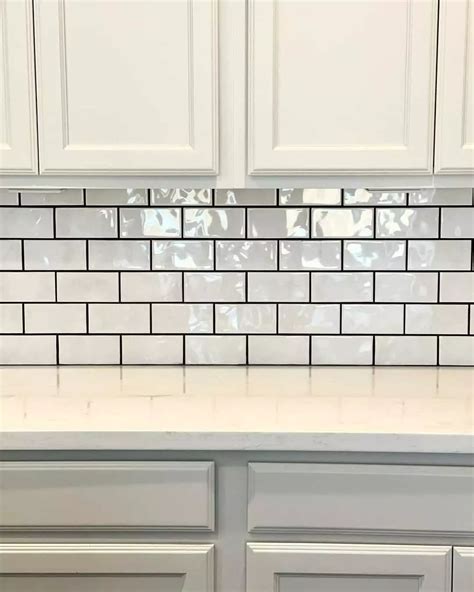 25 Classic White Subway Tile with Black Grout Designs | White subway ...