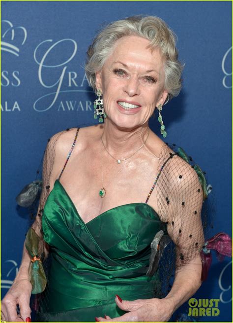 Melanie Griffith Celebrates Mom Tippi Hedren's 92nd Birthday with Sweet ...