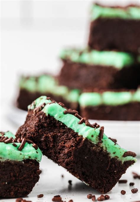 The Best Chocolate Mint Bars Dessert Recipe - Kara Creates