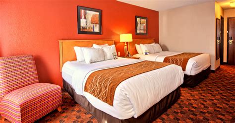 Rooms and Accommodations | Comfort Inn