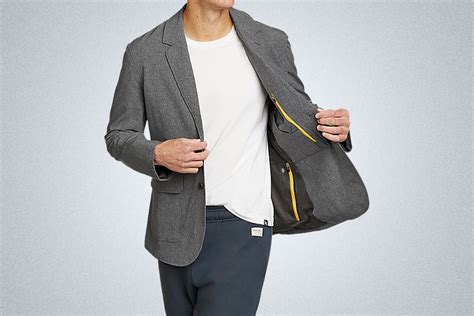 13 Best Wrinkle-Resistant Travel Blazers for Men - InsideHook