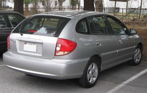 2005 Kia Rio Base - Sedan 1.6L Manual