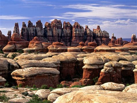 Chesler Park Trail Canyonlands National Park Utah Places To Travel ...