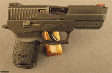 Sig-Sauer P250 Compact 9mm in box