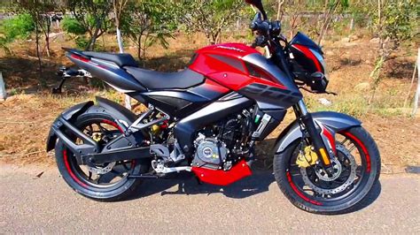 Bajaj Pulsar 200ns Mileage