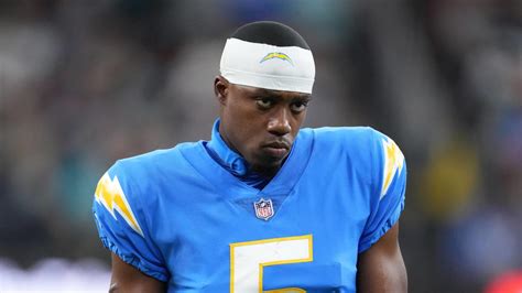 Chargers has internet gasping with 2-word reaction to Joshua Palmer TD ...