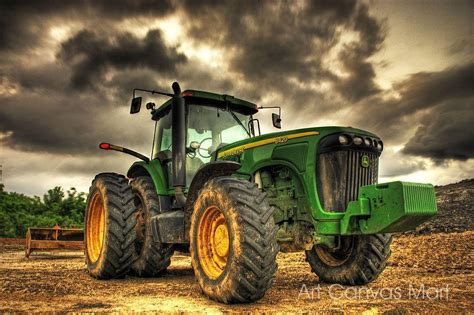 Green John Deere Tractor Pic | 1100x733 resolution wallpaper