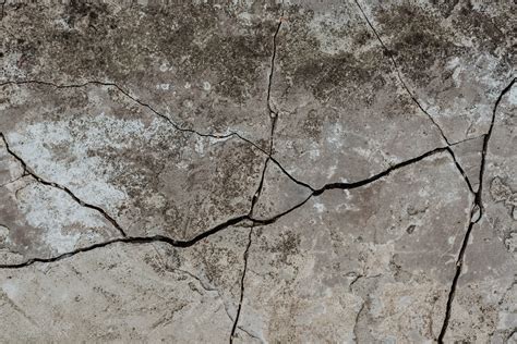 Premium Photo | Texture of old concrete with cracks