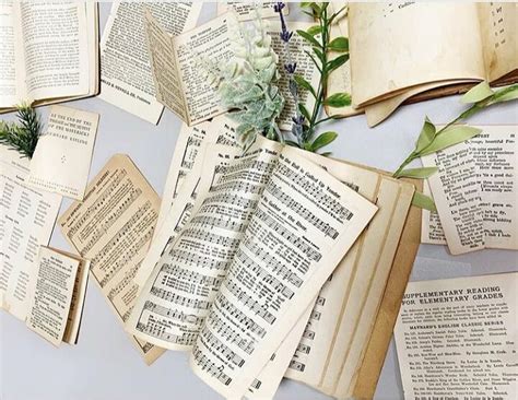 How to Make Vintage Book Wall Decor DIY | Hometalk