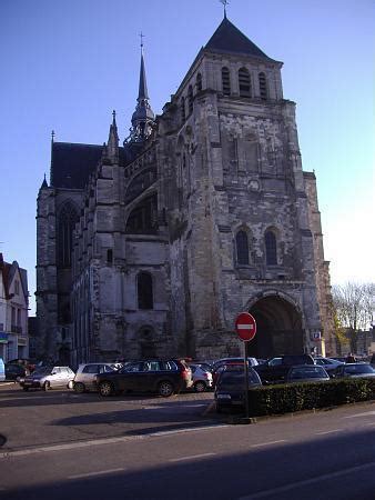 Saint-Quentin Basilica - Saint Quentin