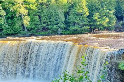 DIY Upper Peninsula Michigan waterfalls tour MAP: 10+ Michigan ...