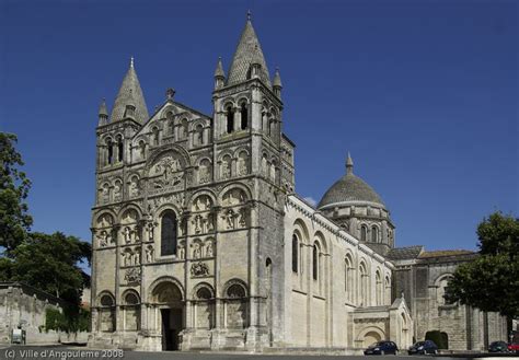 ARCH161: The Angouleme Cathedral