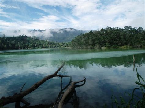 Telaga Warna Dieng Plateau – Paket Wisata Dieng terbaik 2022