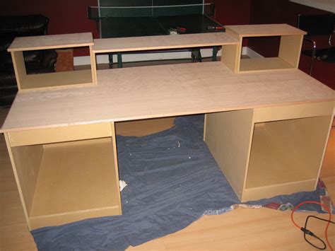 DIY studio recording desk | Home studio music, Studio desk, Desk plans