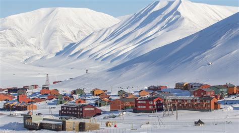 Visit Svalbard: Best of Svalbard Travel 2024 | Expedia Tourism