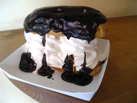 Eclair ice cream sandwich, ChikaLicious, NYC