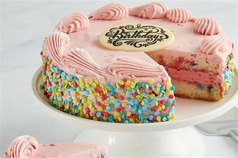 12 Best Birthday Cakes To Order Online For Delivery - The Three Snackateers