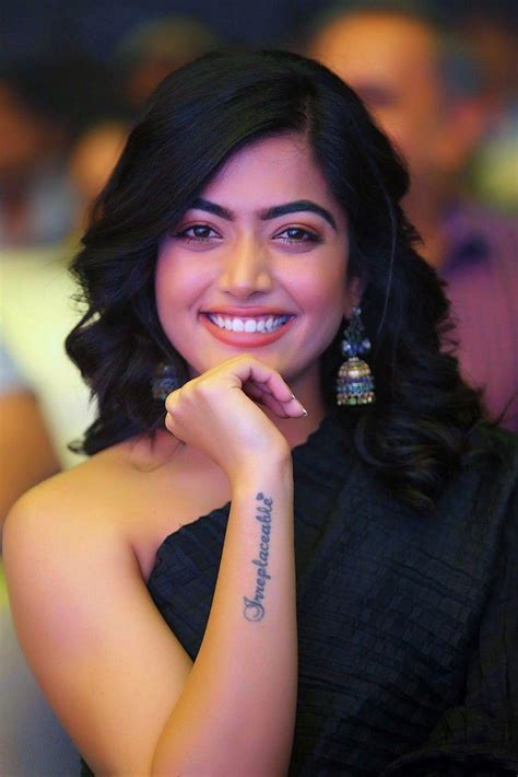 Rashmika Mandanna HD 4K Wallpapers - Top Free Rashmika Mandanna HD 4K ...