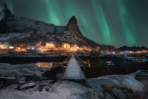 Best Northern Lights Holidaymaker Destinations: Norwegian - Research IN ...