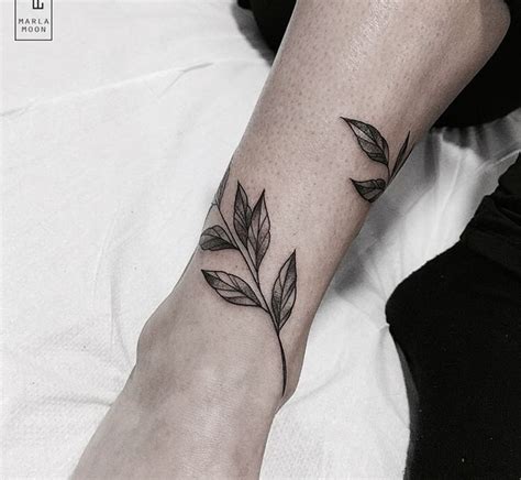 Pin by i s a on t a t t o o | Vine tattoos, Tattoos, Wrap tattoo