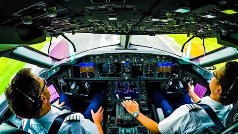 Boeing 787 Dreamliner Cockpit Approach