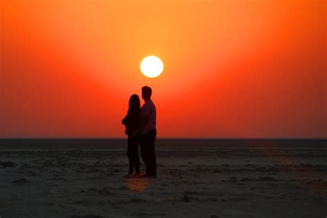 Visit the Great Rann of Kutch –A White Salt Desert in Gujarat, India ...