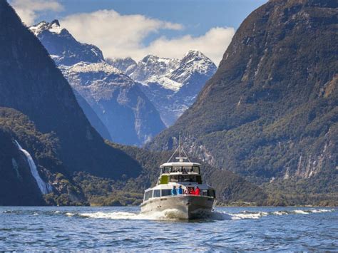 Milford Sound Scenic Cruise - Why We Chose Mitre Peak