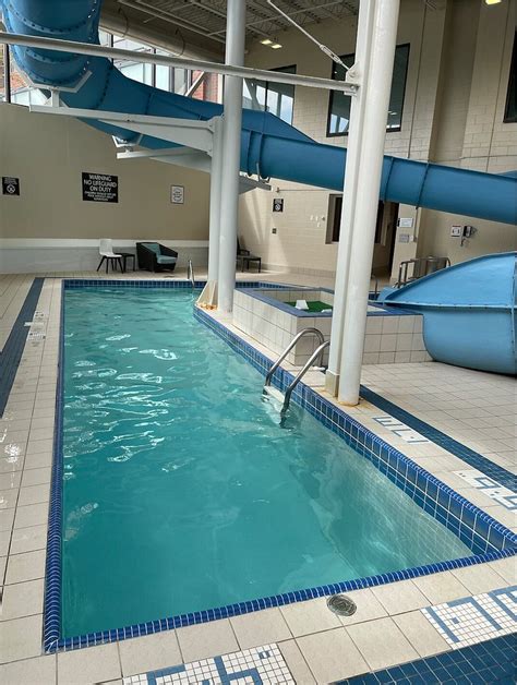 Delta Hotels by Marriott Dartmouth Pool: Pictures & Reviews - Tripadvisor