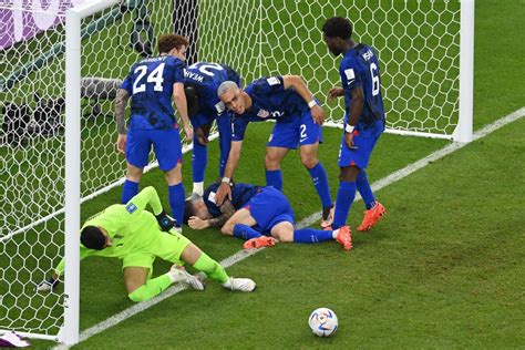 USA hero Christian Pulisic sends message from hospital bed after ...