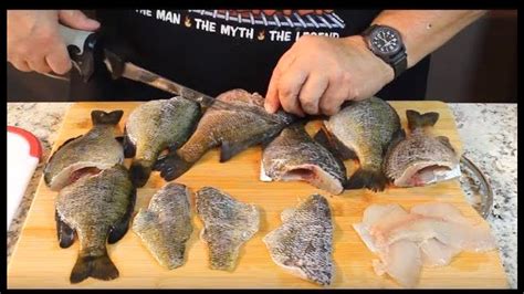 Clean and Pan Fry Whole Bluegill (Like the good ol' days!) - YouTube