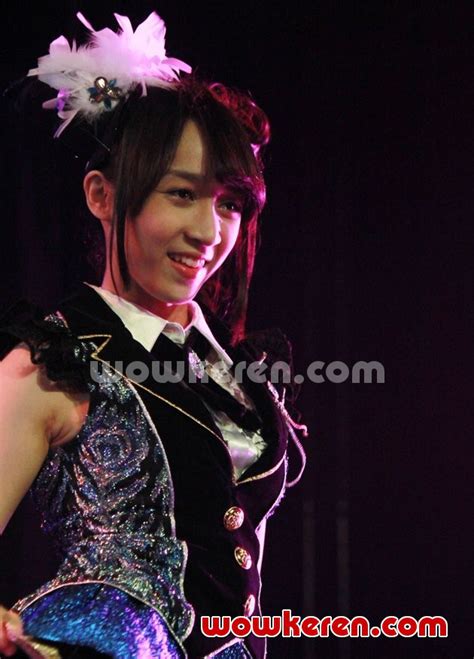 Gambar Foto Achan JKT48 Saat Nyanyikan Lagu Terbaru 'Flying Get' - Foto ...