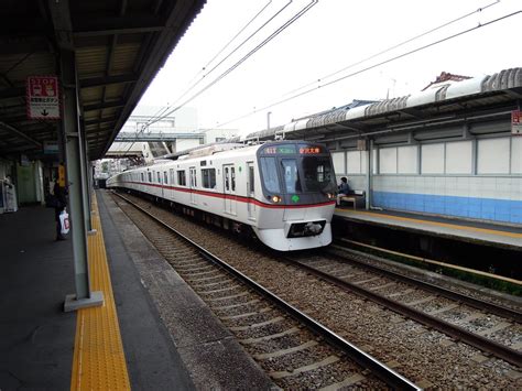 Keikyu Airport Express, Anamori-inari | Toei 5300 series rol… | Flickr