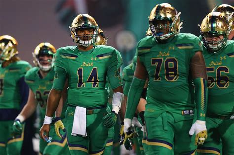 Notre Dame Football: The Definitive Shamrock Series Uniform Rankings ...