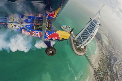 Must-See: Plane Lands On Burj Al Arab Helipad - One Mile at a Time