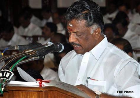 Tamil Nadu CM, ministers break down at Oath taking ceremony | National ...