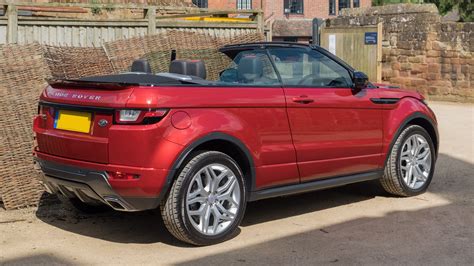 File:Land Rover Range Rover Evoque Convertible 2016 - rear three ...