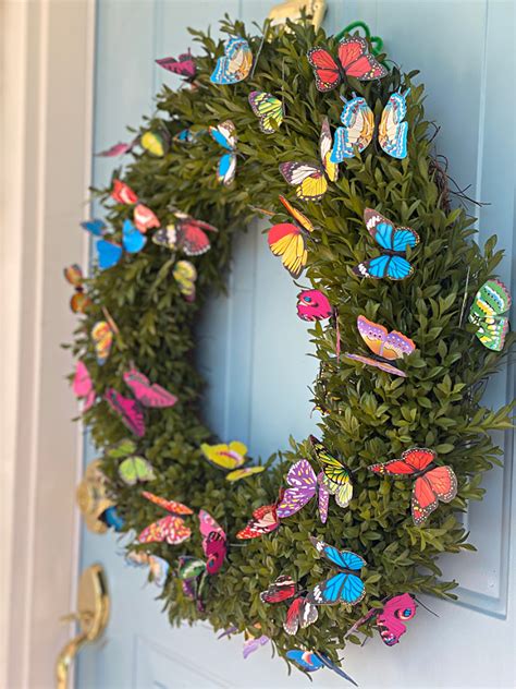 Make this pretty and fun butterfly wreath! - Celebrate & Decorate