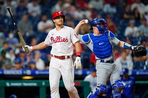 8 is enough: Rain, Dodgers sink Phillies, end winning streak | Rapid ...