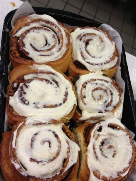 93. Go out for brunch: Cinnabon | Cinnabon, Desserts, Delicious