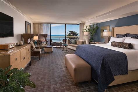 Oceanfront Rooms and Suites in Pismo Beach, California