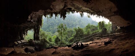 The Stunning Caves of Sarawak - ExpatGo