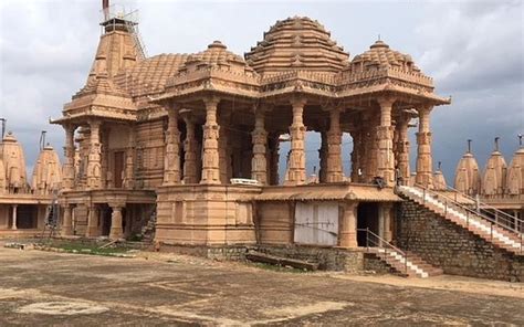 Have You Heard Of This Jain Temple In Devanahalli Which Has 108 Smaller ...