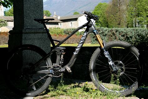 [Test] Canyon Strive CF 8.0 | MTB Mag