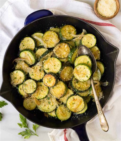 Sauteed Zucchini Recipe – WellPlated.com