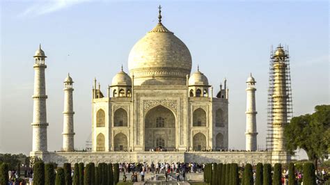 Taj Mahal restoration means travelers won't get the perfect pic: Travel ...