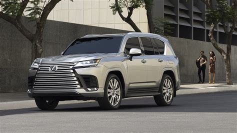 New 2024 Lexus LX Eye-catching Design Speculation - Car Geeks