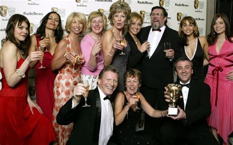 corrie cast | News, Videos & Articles