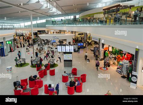 Departures area, airport lounge at Terminal 2, Dublin Airport Stock ...