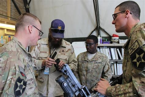 Fort Lewis Stryker brigade Soldiers return to basics, reset small arms ...