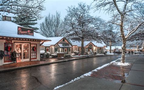 Omaha Mall Z Stagecoach & Horses ~ Historic Smithville New Jersey ...